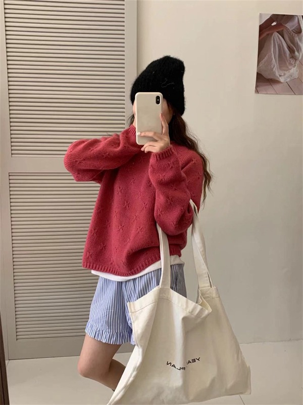 韩系高级感立体钩花圆领套头毛衣女秋冬新款宽松慵懒风针织上衣潮|undefined
