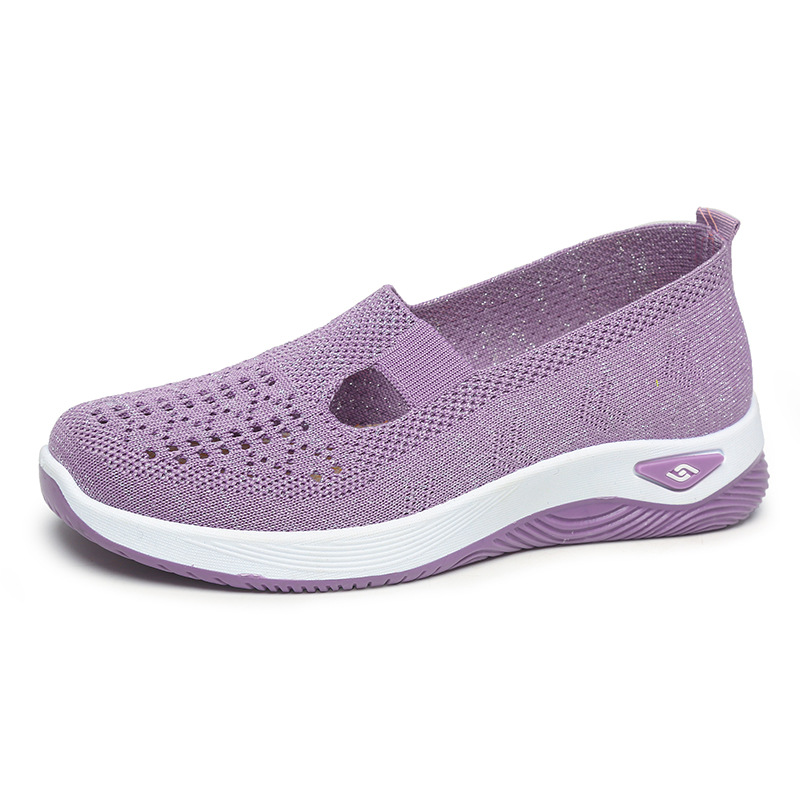 Verano viejos zapatos de tela de Beijing cómodos transpirables de las mujeres de mediana edad y ancianos zapatos casuales de mujer zapatos planos de malla hueca madre
