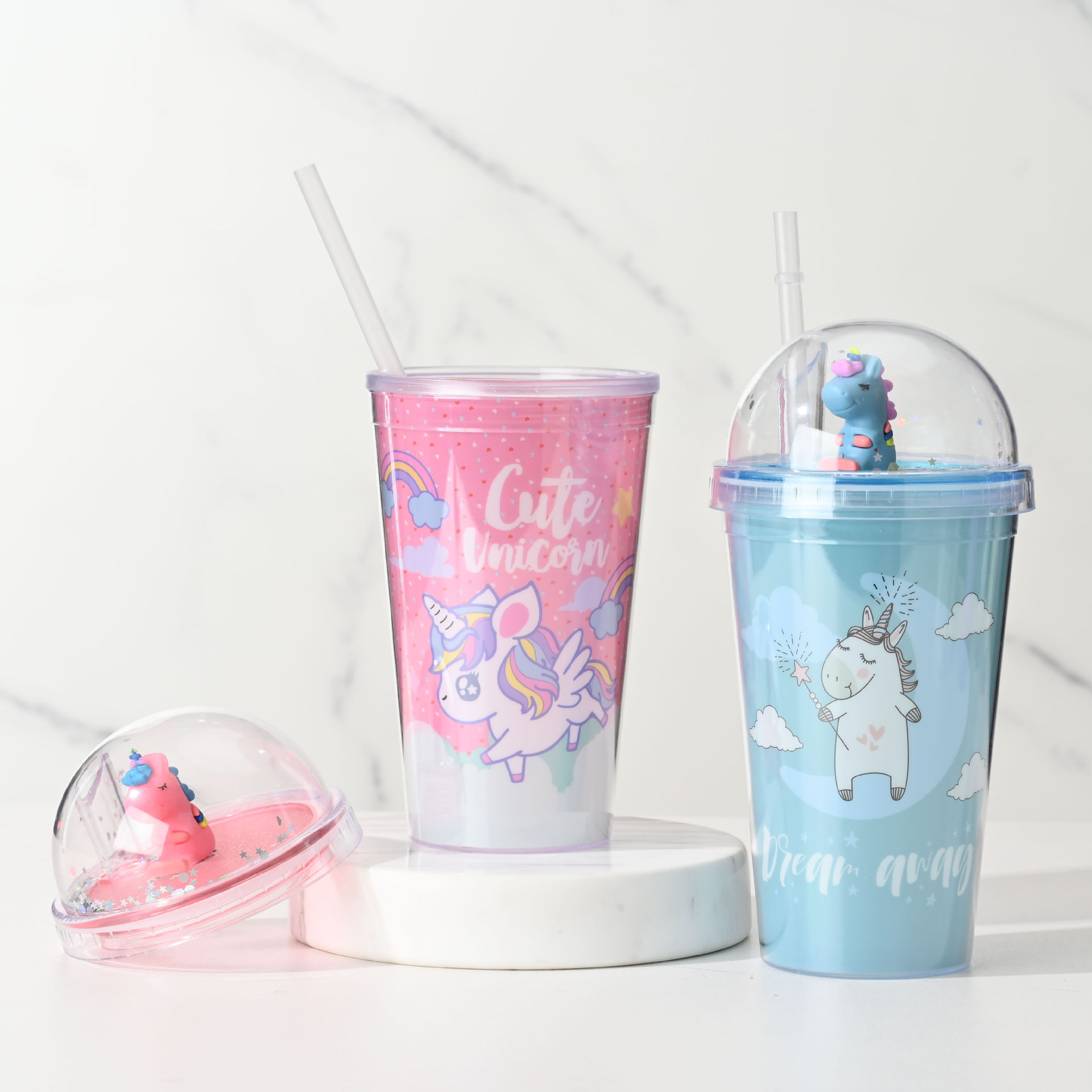 Internet celebridad de dibujos animados unicornio taza de agua de doble capa de plástico de hielo taza de trituración taza de paja taza de alto aspecto estudiante taza de los niños
