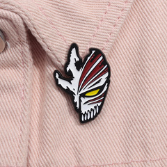 Cross-border best-selling death mask shape dark punk style metal badge Halloween series horror retro brooch