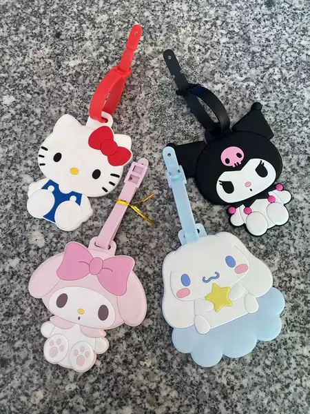 Cute Cartoon Kuromi, My Melody, Cinnamoroll, Kt Cat Luggage Tags Travel Airport Check-In Identification Tags