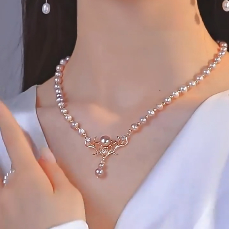 复制_倾漫淡水真珍珠项链妈妈款轻奢高级感锁骨链.jpg