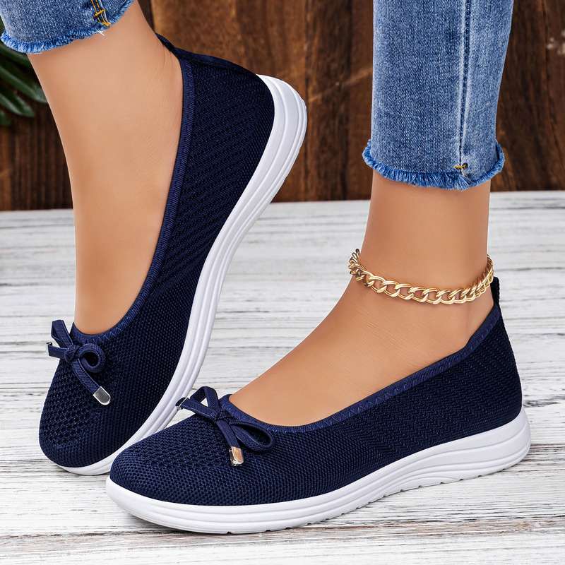Spring and Summer Slip-On Shoes for Mothers, Soft-Soled Women's Flats, Factory Direct Delivery, Fly-Knit Breathable Lazy Shoes, Casual Shoes Spring and Summer Slip-On Shoes for Mothers, Soft-Soled Women's Flats, Factory Direct Delivery, Fly-Knit Breathable Lazy Shoes, Casual Shoes