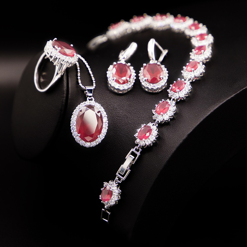 장미 붉은 모래 색