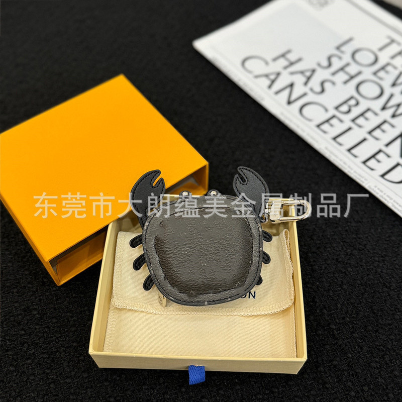 批发废土风皮革螃蟹包包挂件高颜值印花叠穿车载挂饰百搭耐磨diy|undefined
