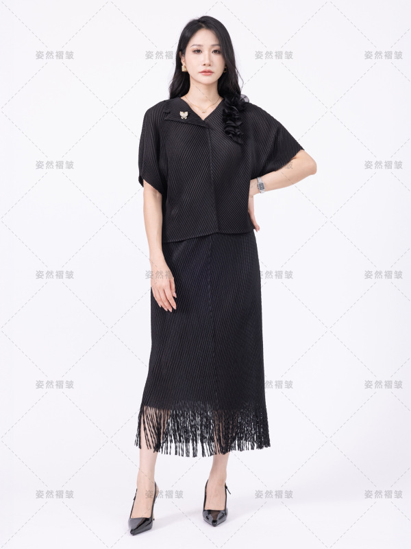 气质女装高级感度假风连衣裙三宅一生褶皱时尚大码两件套百褶长裙|undefined