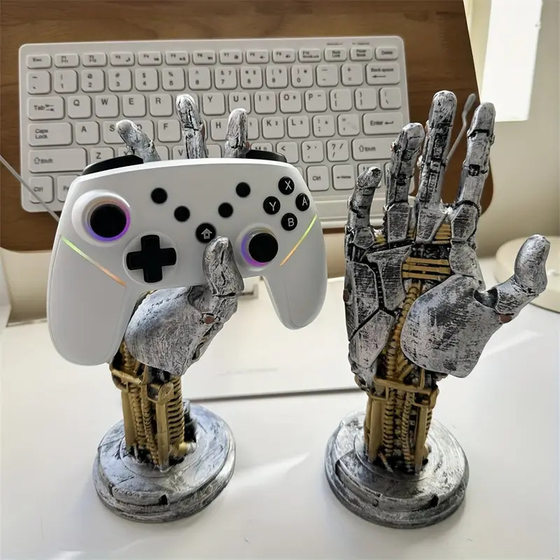Cross-border Cyberpunk Manipulator Decoration Ashura Game Handle Bracket Key Storage Rack Shooting Props