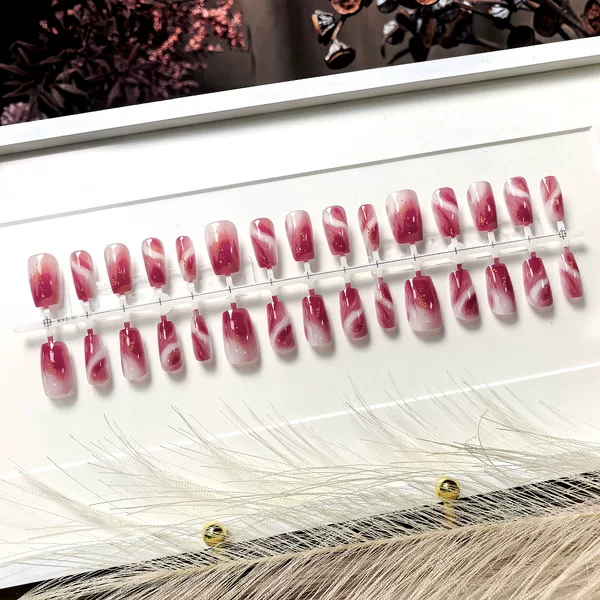 S804 [Wan Zhuo Peach Dew] Wearable, pre-made nail tips with a pure and alluring gradient effect, designed to enhance skin tone and create a sophisticated, high-end nail art look