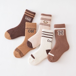 Autumn and winter new contrast color tube socks trend Joker socks fleece-lined thick warm terry floor socks manufacturers wholesale