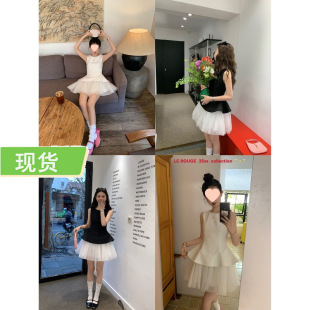 le rouge������ ���Z��Ů���ٷՇ��кڰ׾W��ƴ��������B��ȹ