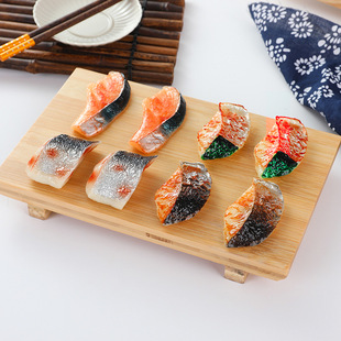 Simulation of fish pieces Fish fillets Grilled fish pieces Fried fish pieces Fried fish pieces Simulation of food Props Model Ornaments Keychain Pendant