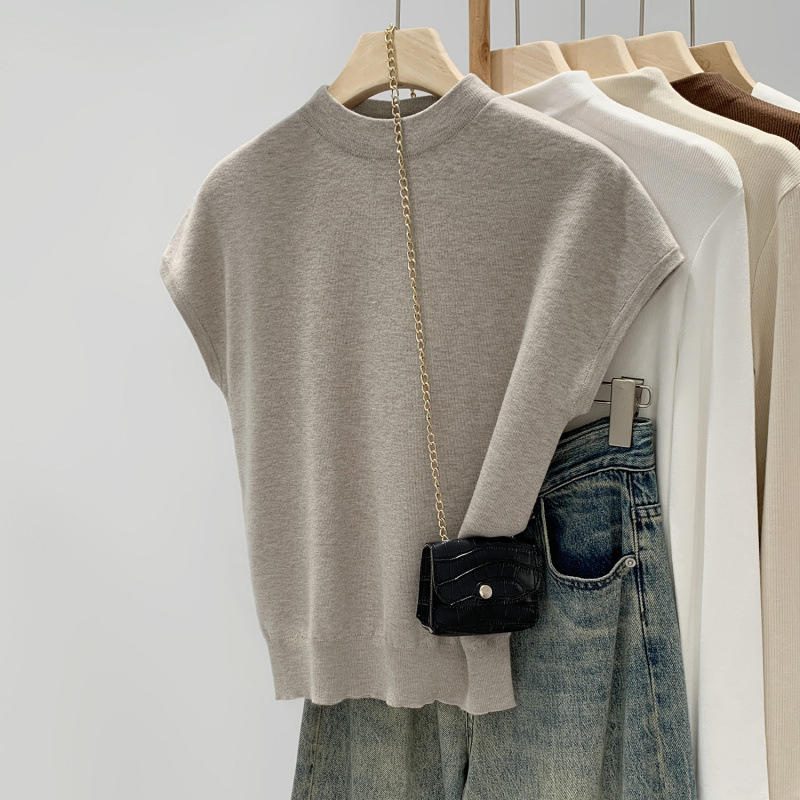 Minimalist Style Half-High Collar Short-Sleeve Knit Top for Women, 2026 Summer New Slim-Fit Design Versatile Top