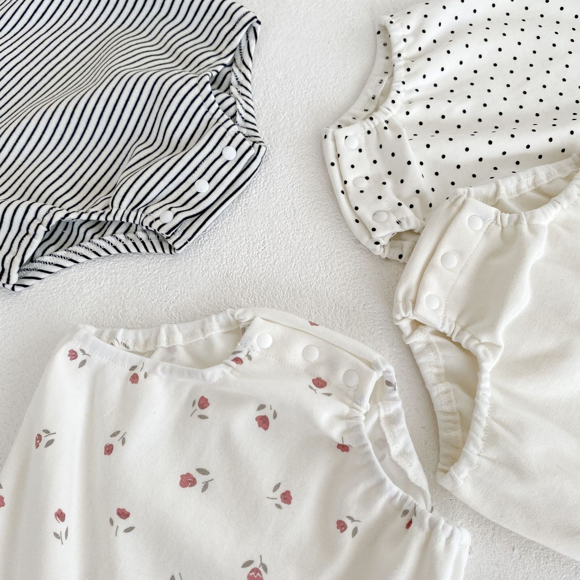 2024 autumn style girl baby doll collar long sleeved triangle hoodie jumpsuit with multiple colors to choose from_voghion.com