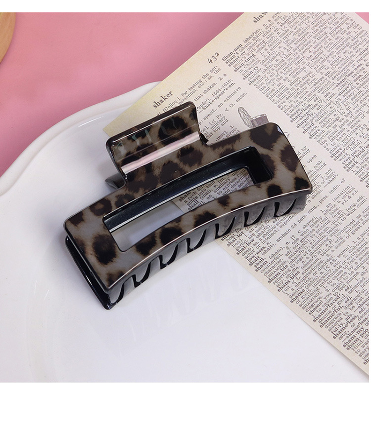 56g Weight Hair Claws Hair Accessories Type 1 Piece Quantity Holiday, Daily Occasion Plastic Material Leopard Pattern Women's Gender Printing, Hollow Out Design Retro Style Women's Retro Leopard Plastic Printing Hollow Out Hair Claws 11