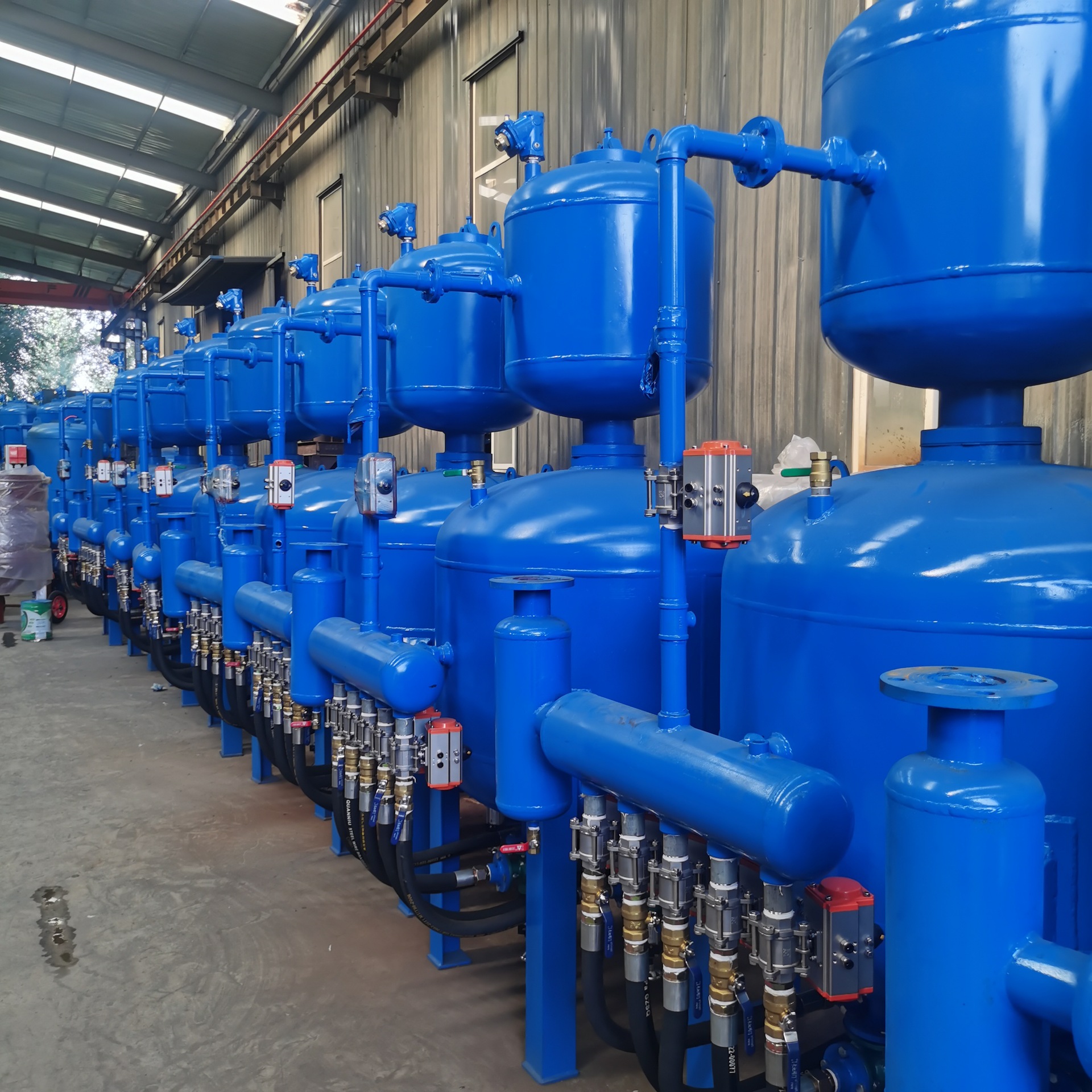 泰诚喷砂机械  喷砂除锈设备以及喷砂机配件欢迎采购