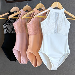植毛体操服は首のバレエダンス服を掛けます。