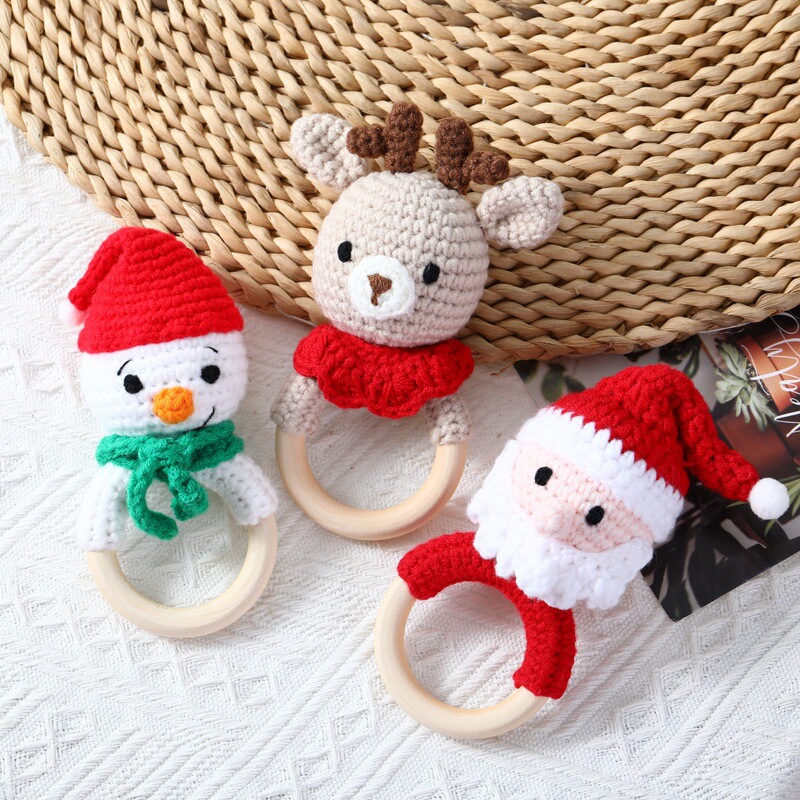 Baby Knitted Rattle, Wooden Ring, Hand-Cranked Toy, Christmas Snowman Comfort Doll, Hand-Crocheted Weaving Baby Knitted Rattle, Wooden Ring, Hand-Cranked Toy, Christmas Snowman Comfort Doll, Hand-Crocheted Weaving