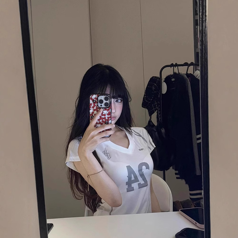 [210g 40 Count Fine Cotton 1*1] American Sexy Short-Sleeved T-Shirt for Women in Summer Slimming Look Right Shoulder Pure Desire V-Neck