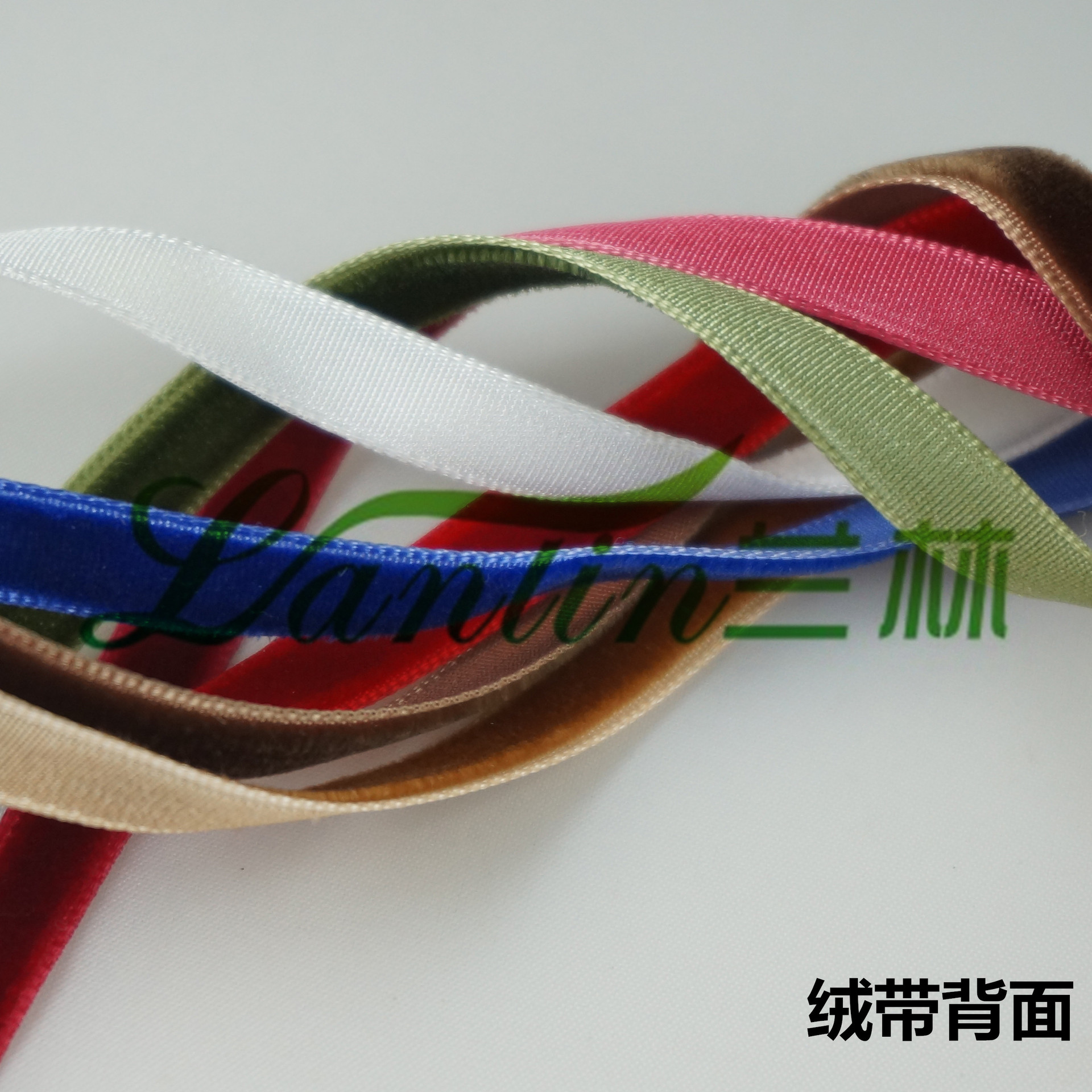 Cinta flocada de terciopelo de una cara Cinta Accesorios de bricolaje Collar de clavícula Material de la correa del cuello Cinta de terciopelo Multicolor