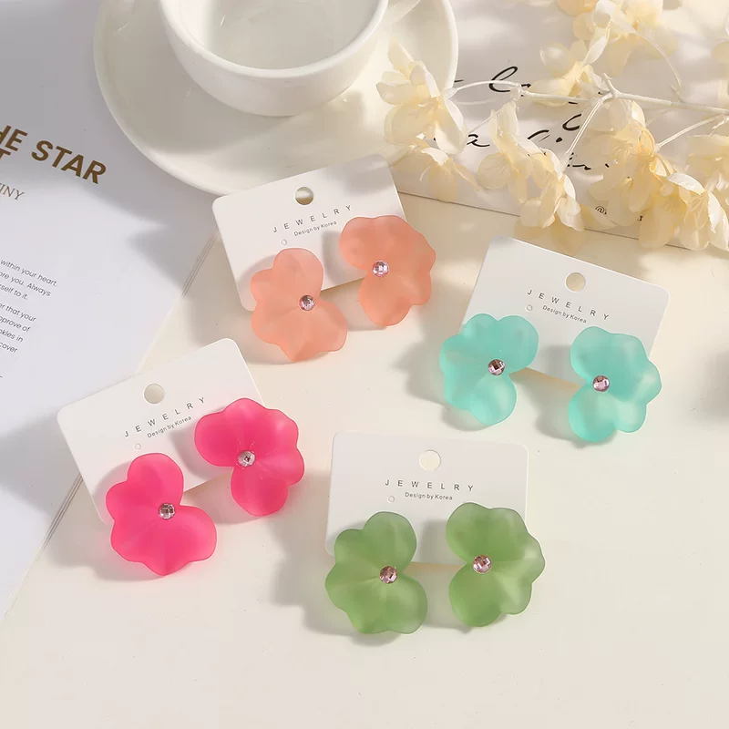 Summer matte fresh earrings, flowered
