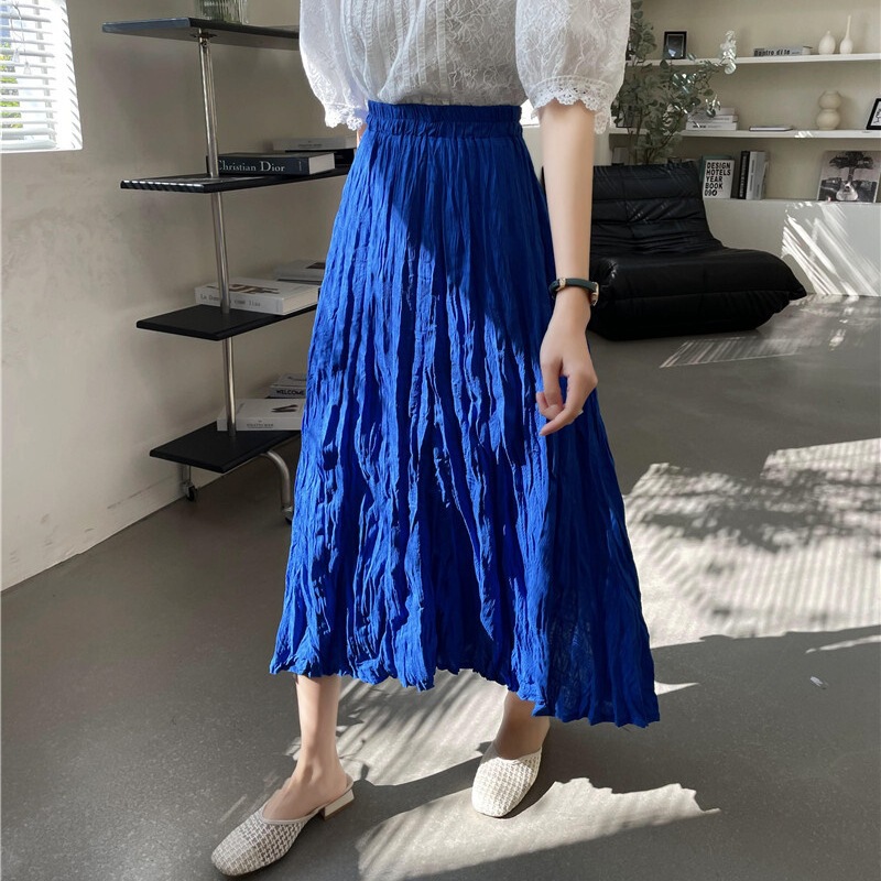 White Wrinkle Skirt Women's Spring and Summer New Artistic 2023 Mid-length Cream Skirt A- line Mori Style All-match Long Skirt