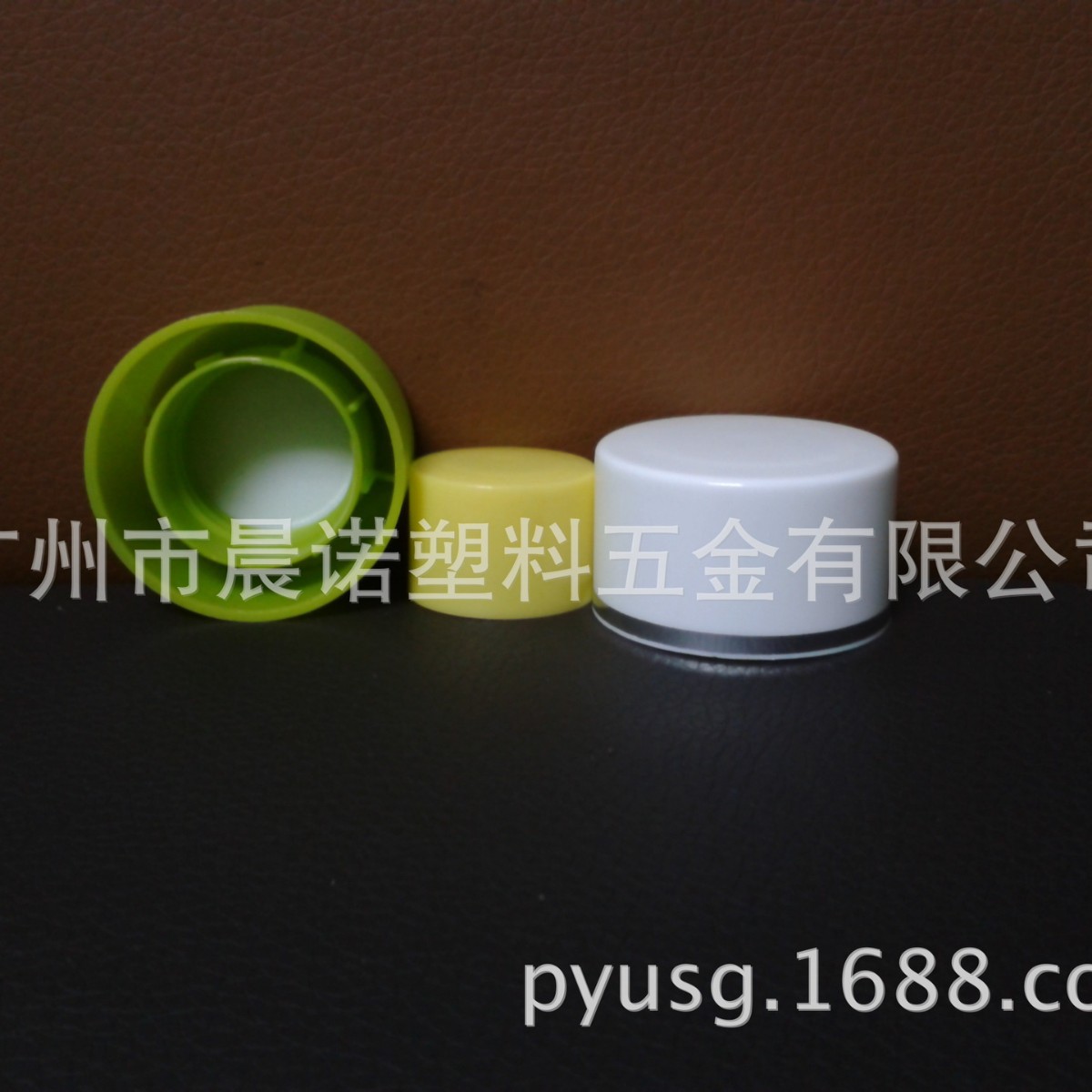 15mm双层盖，旋盖，烫银边盖，有丁盖，塑料盖