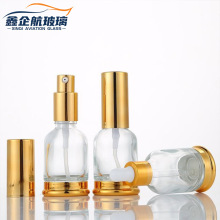 30ml�е�͸����������ƿˬ�wˮ���AҺ���F��ƿ������Һ����С��ƿ