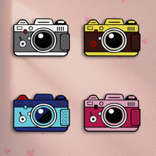 个性卡通徕卡复古相机胸针男女可爱日系金属徽章情侣领针学生配饰