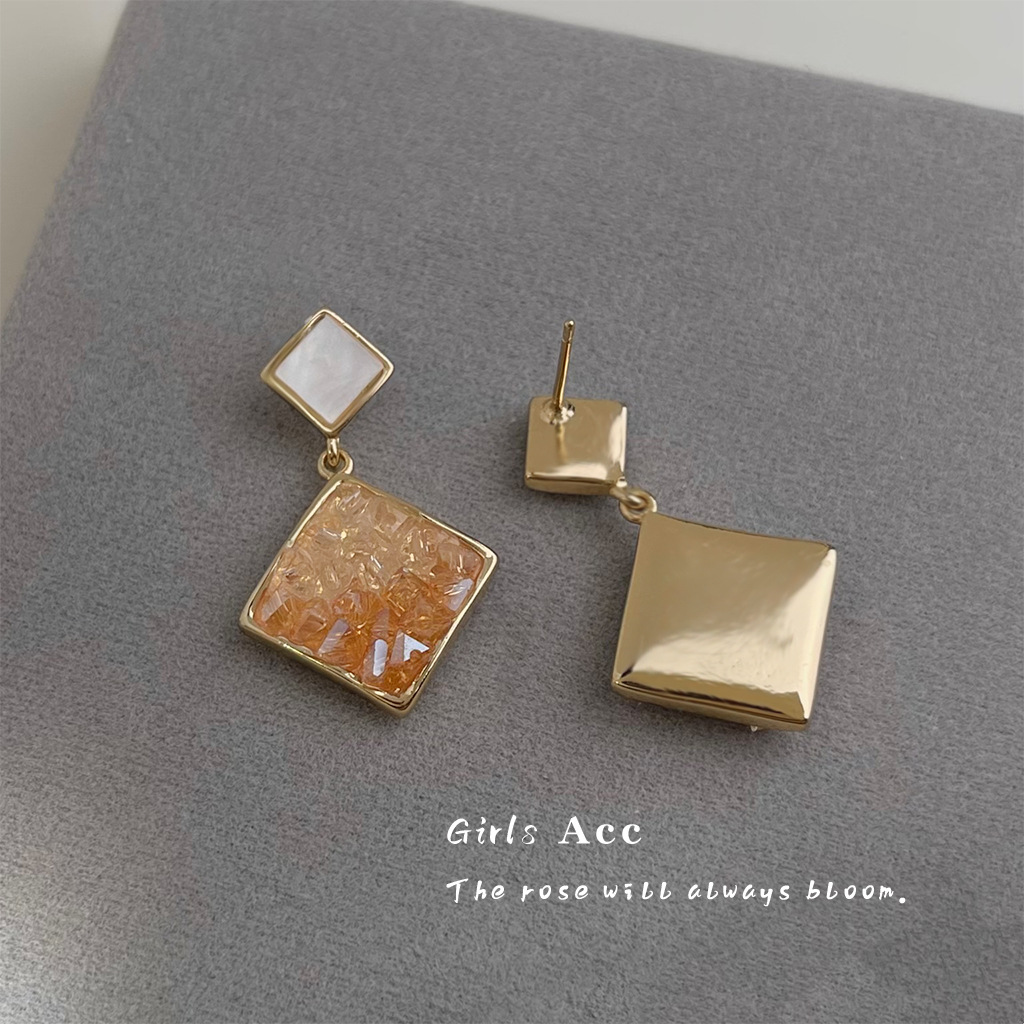 156565-恢复的_0027_耳语场景新水印 拷贝 28.