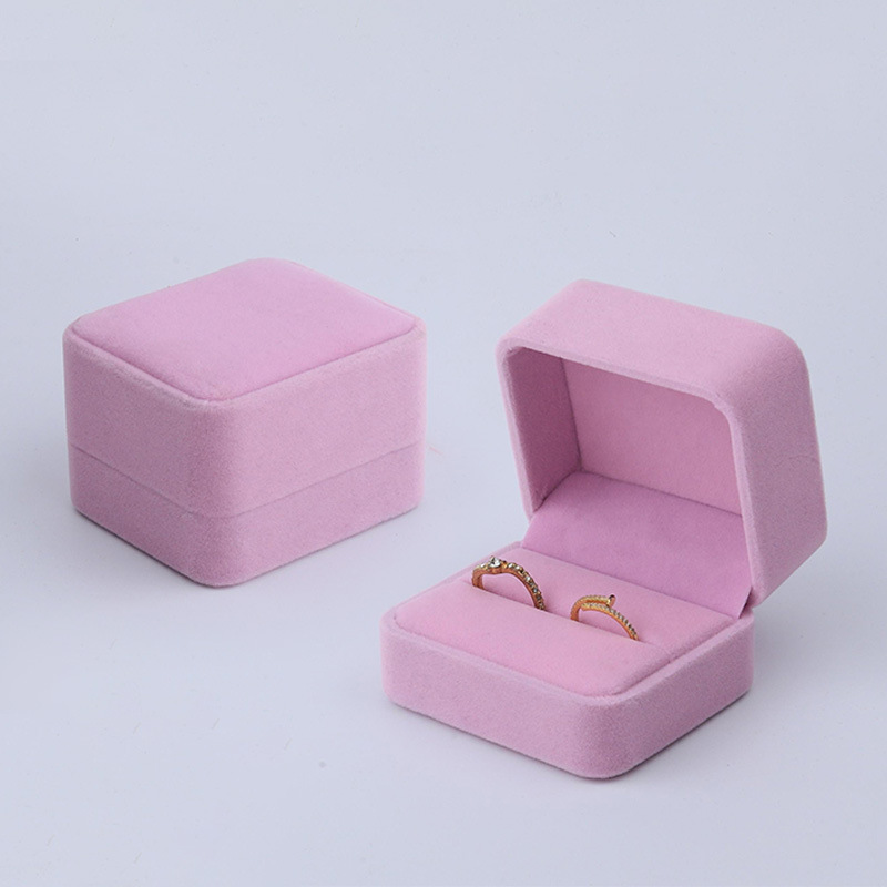 Fuente fábrica venta directa franela joyería caja de embalaje collar pendientes caja de anillo pulsera colgante caja de cadena de mano al por mayor