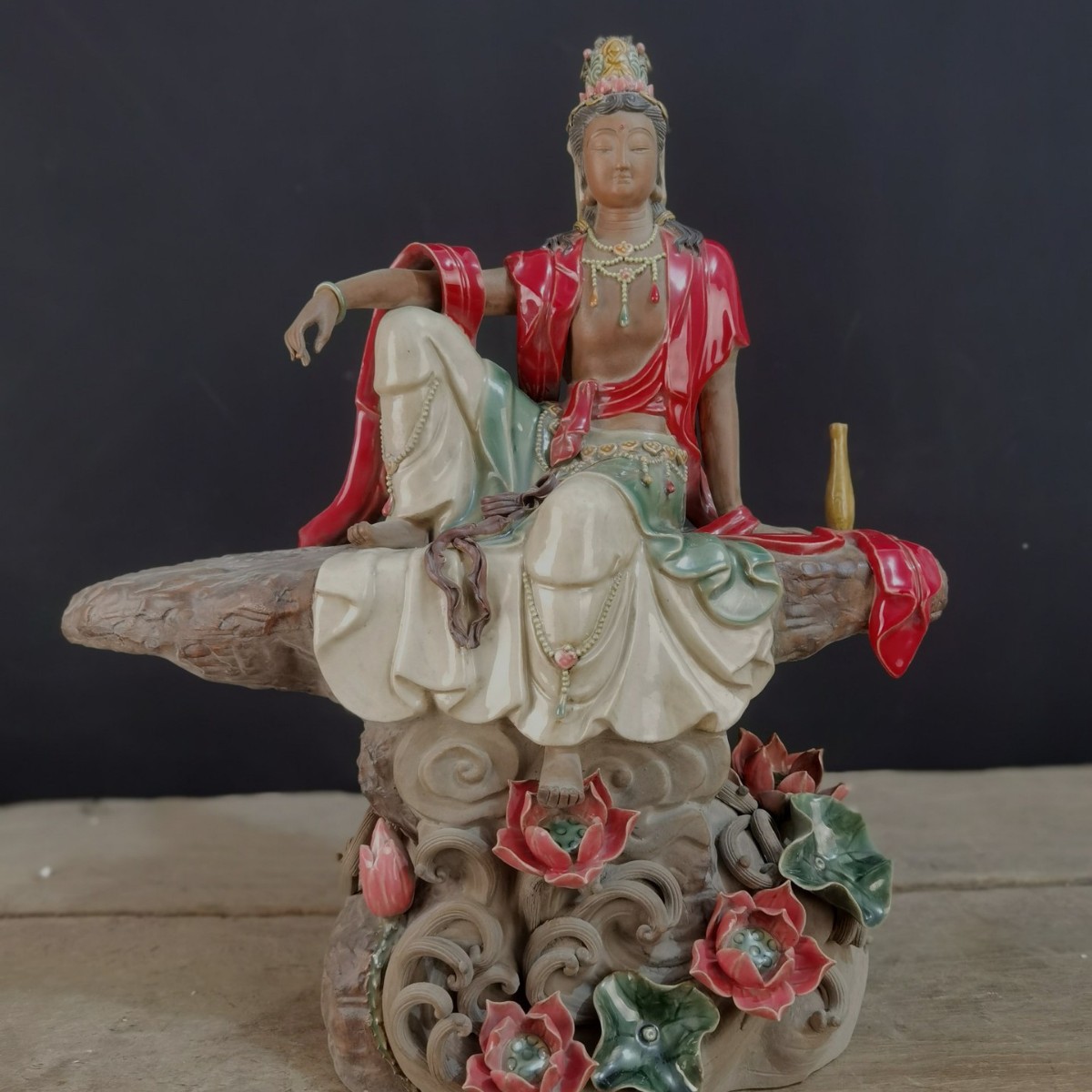 石湾窑佛像陶瓷关公摆件自在观音供奉佛像办公室石湾工艺品乔迁礼