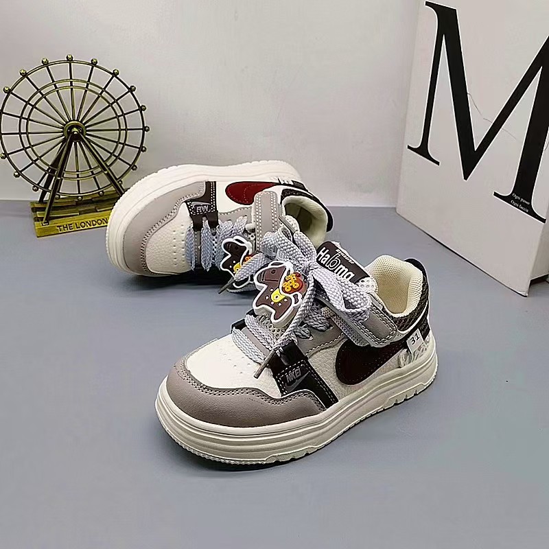 Zapatos de cuero para niños 2026, zapatillas deportivas casuales de moda, transpirables y resistentes al desgaste, zapatos de baloncesto para niños.