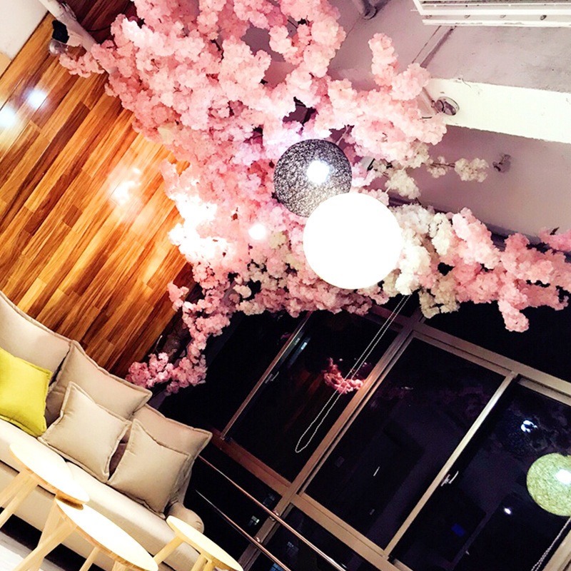 Simulación de flores de cerezo rama de flores de melocotón boda vid decoración de pared interior seda de plástico sala de estar vid árbol de cerezo