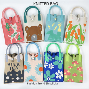 Korean version of the small group design cartoon bear mini slung mobile phone bag Joker student coin purse shoulder bag wholesale