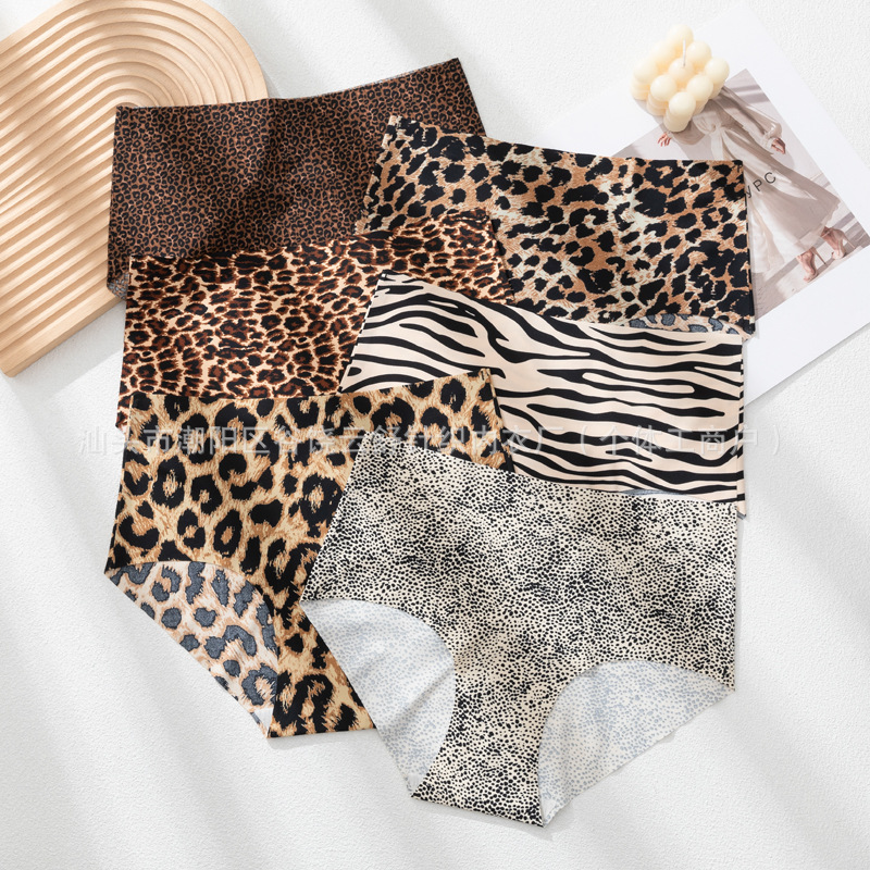 Pantalones interiores europeas y americanas de tamaño grande de hielo sin marcas de leopardo femenino sexy alquiler de algodón grande al por mayor