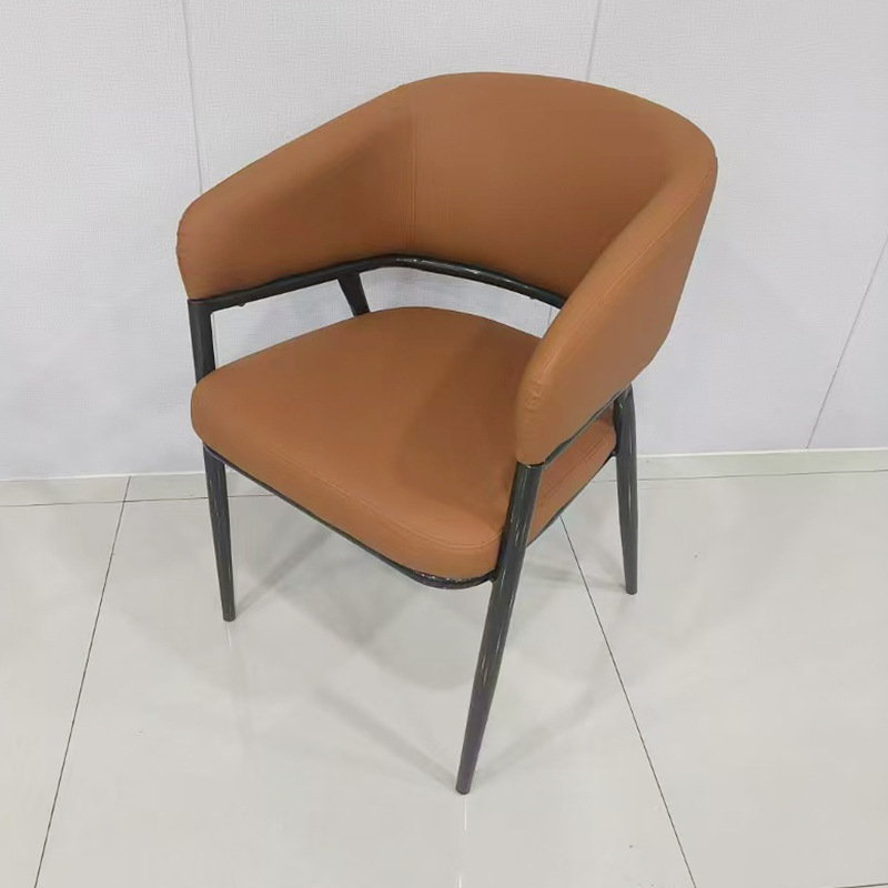 캐러멜색