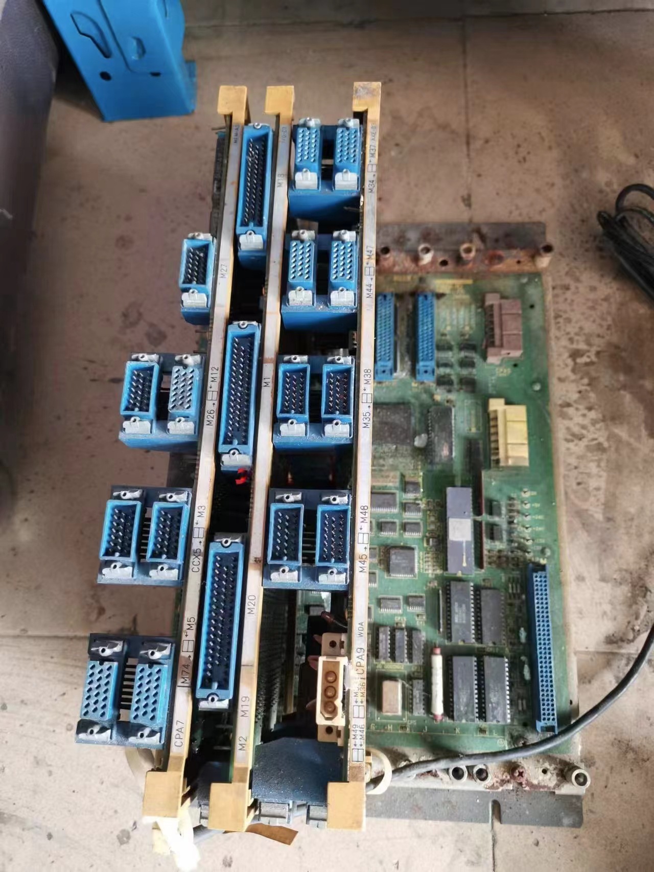 A02B-0098-B511 B541 0086-B511 发那科系统主机一台发那科维修