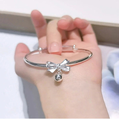 Bracelet with silver butterfly bow bell, sweet and fresh student accessories, small and fresh student bracelet, gift for the runaway princess