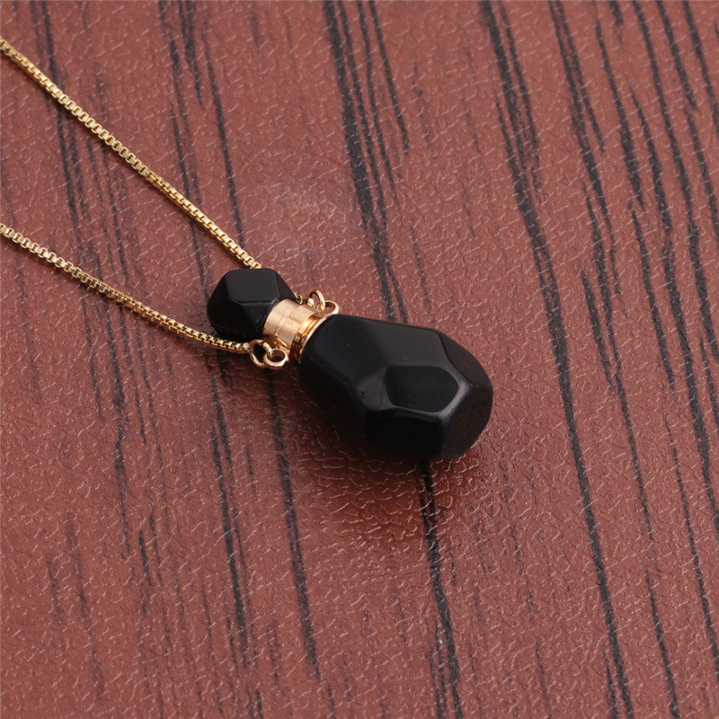 Fashion Semi-precious Stone Flame-shaped Perfume Bottle Alloy Necklace Wholesale display picture 4