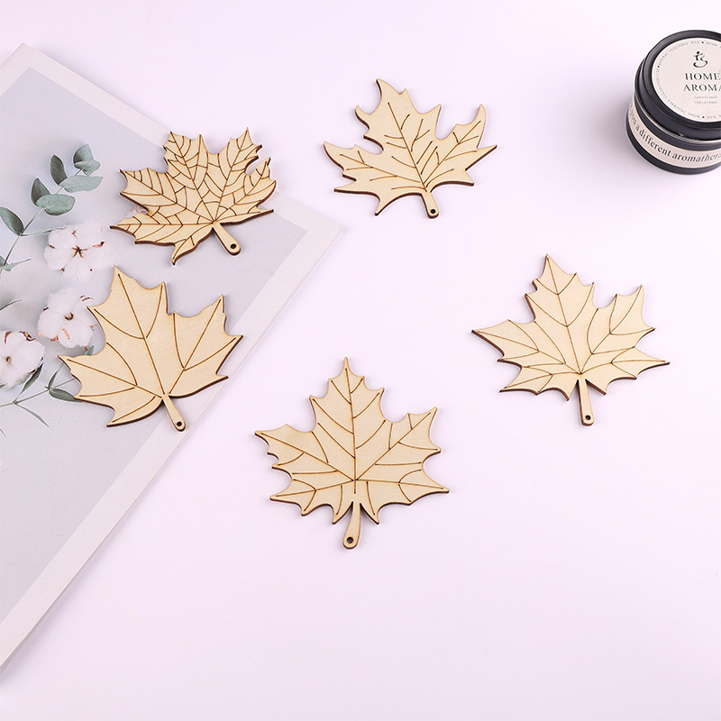 New Autumn Farmhouse Country Wooden Crafts Harvest Festival Logo Boxwood Maple Leaf Carved Leaves Pendant