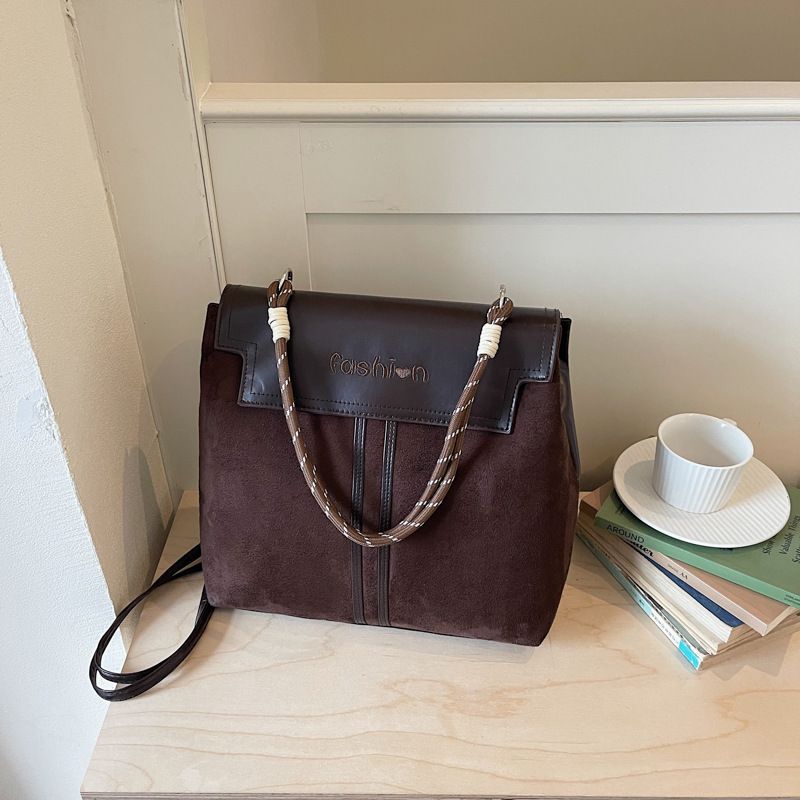 2026 bolso de cadena de verano de gran capacidad alta sensación de moda versátil mochila mochila casual bolso de lujo ligero