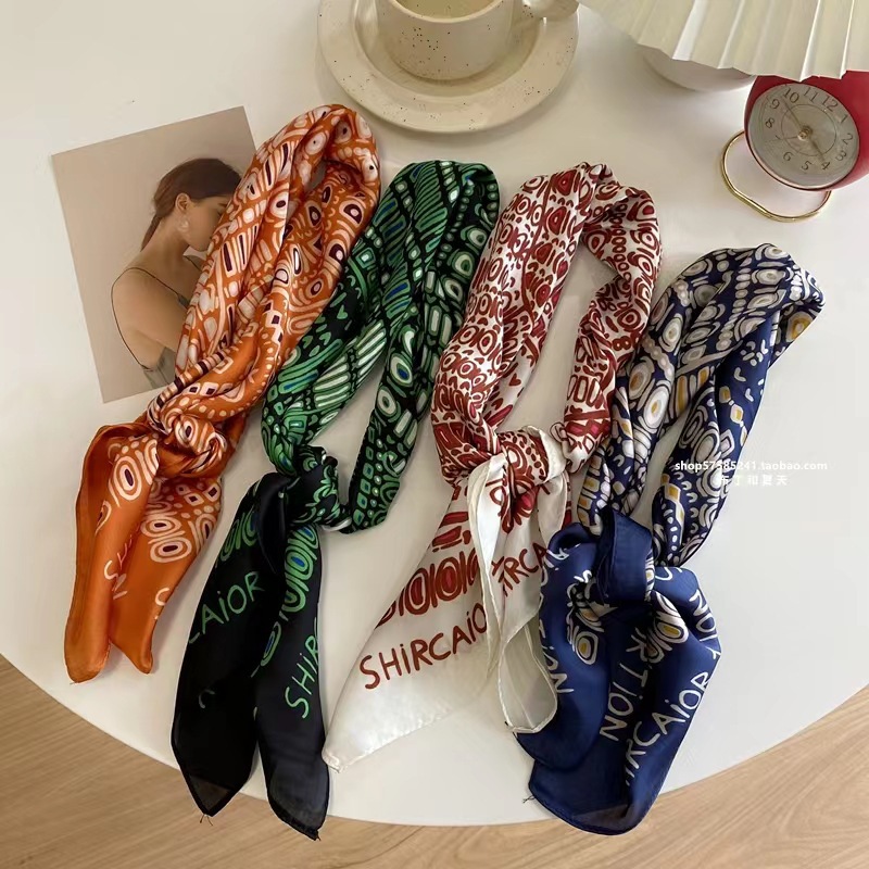 70 pañuelo cuadrado pequeño con letras impresas, pañuelo de seda para mujer, diadema fina de alta definición, bolso atado, ropa de trabajo, accesorios profesionales, pañuelo de lujo accesible