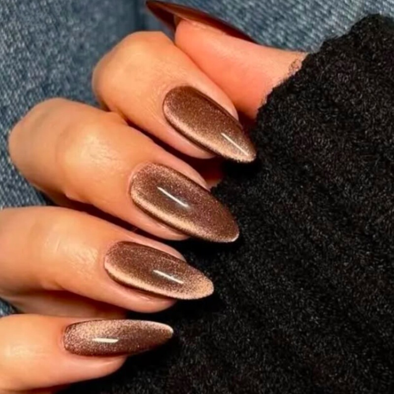Popular foreign trade product: atmospheric brown cat-eye European and American almond-shaped press-on nails, flattering and brightening, artificial nails, manicure nails Popular foreign trade product: atmospheric brown cat-eye European and American almond-shaped press-on nails, flattering and brightening, artificial nails, manicure nails
