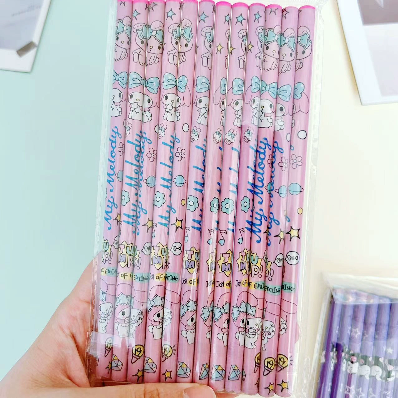 Карандаши Sanrio 12 шт в盒ке Kuromi cinnamon dog деревянные карандаши для школьников, художественные карандаши, пишущие ручки HB
