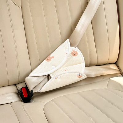 Car Seatbelt Shoulder Pad, Cute: Seat belt shoulder pad - double-layer-gauze-triangle-shoulder-pads-bunny