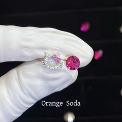 OrangeSoda可爱猫咪蝴蝶结钛钢耳骨钉高级感爆闪耳饰耳钉女