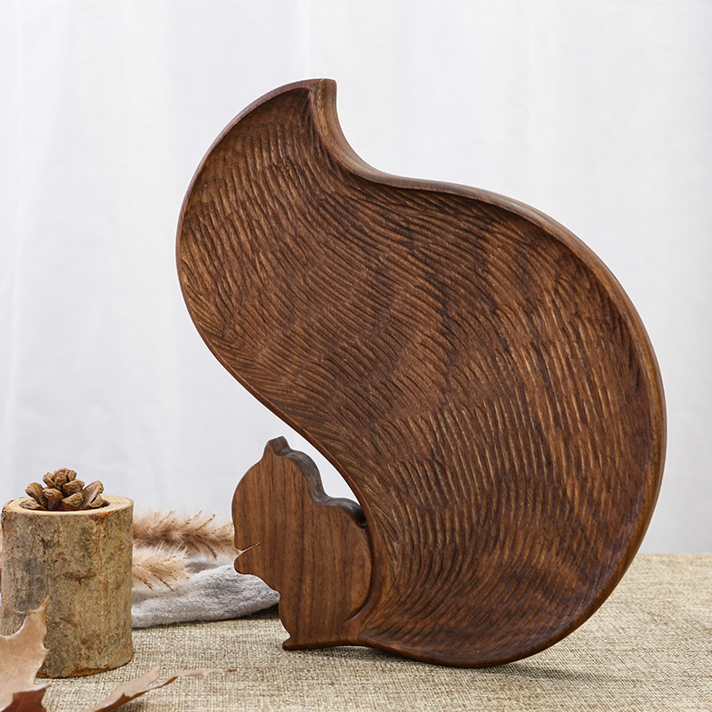 Creativo negro nuez ardilla dulces nuevo estilo chino bandeja de madera de madera maciza bandeja de comedor para niños