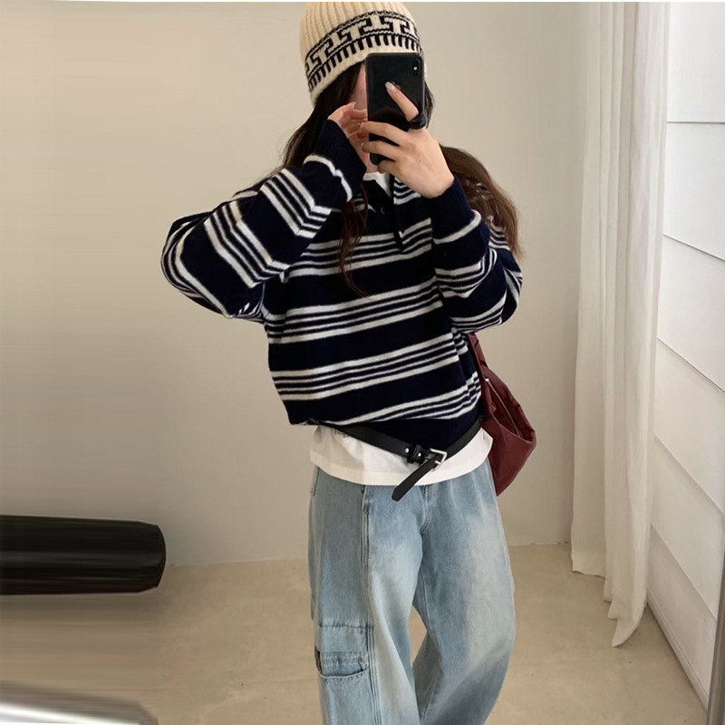 Korean Style Stripesd Lapel Pullover Knitwear for Women 2025 Autumn and Winter Polo Collar Fashionable Loose Versatile Knitwear Top Korean Style Stripesd Lapel Pullover Knitwear for Women 2025 Autumn and Winter Polo Collar Fashionable Loose Versatile Knitwear Top