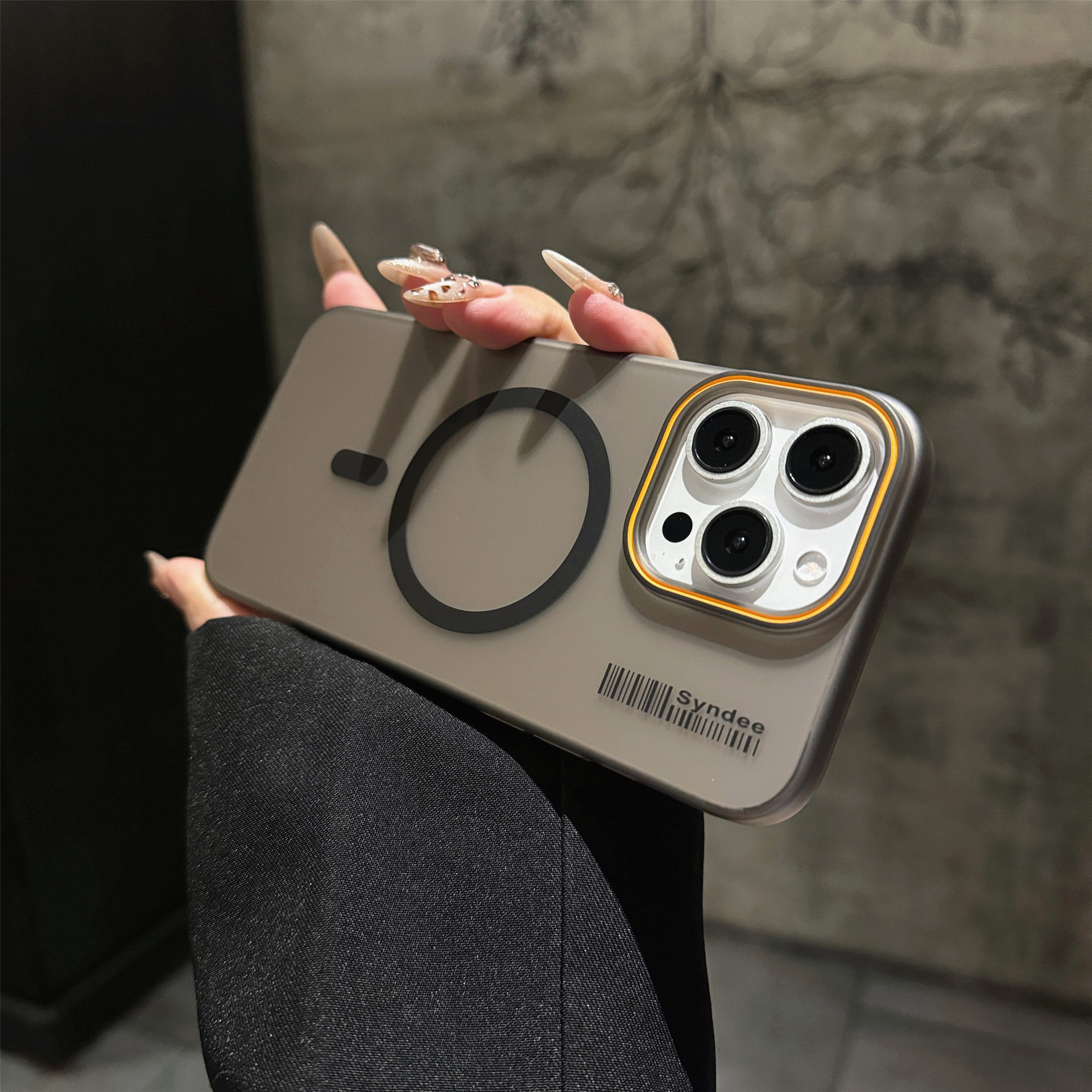 Apple 17 Pro Max Semi-Transparent Magnetic Phone Case iPhone 16 Skin-Feel Matte 14/13 Soft Sand 15 Protective Case