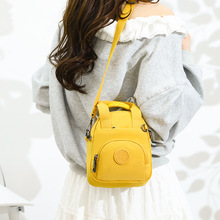 手提小包女逛街通勤轻便背包2024冬季新款时尚尼龙布女包手机包